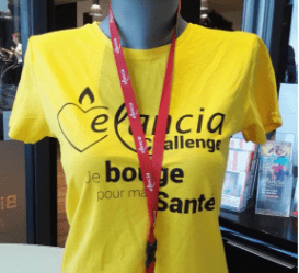 "Ancienne photo vintage Elancia : personne portant un t-shirt jaune du club."